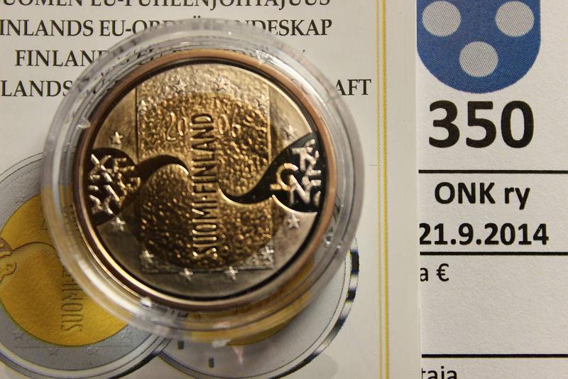 k-0350-a.jpg - Kohde 350, lhthinta: 100 € / myyntihinta: 125 € 50 € 2006 Au/Ag Proof, EU puheenjohtajuus, puukotelo, tod., kunto: 10
