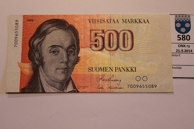 k-0580-a.jpg - Kohde 580, lhthinta: 120 € 500 mk 1986 SNY 194.1 7009655089 KU I-H1, kunto: 6