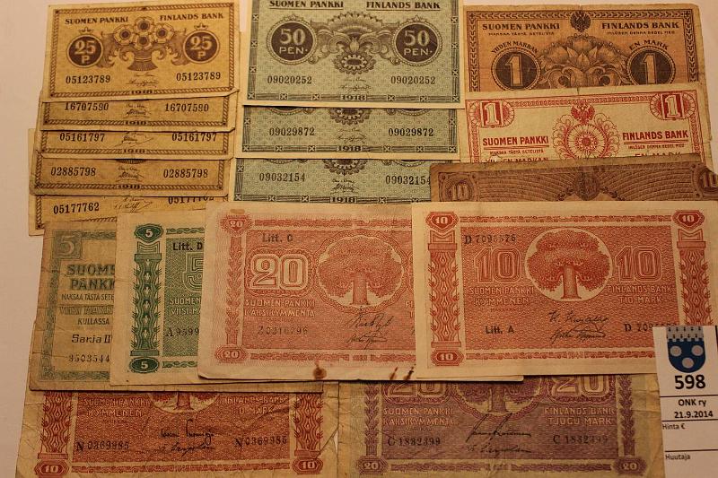 k-0598-a.jpg - Kohde 598, lhthinta: 5 € / myyntihinta: 22 € 25 p-20 mk 1915-45 (17) 25 p 1918(5); 50P-18(3); 1MK-15, 16; 5MK-09 srj II, 39; 10mk-18 (pala puuttuu), 45 LA, LB; 20mk-22 LC, 39. Osa viallisia / pehmoja., kunto: 2-5