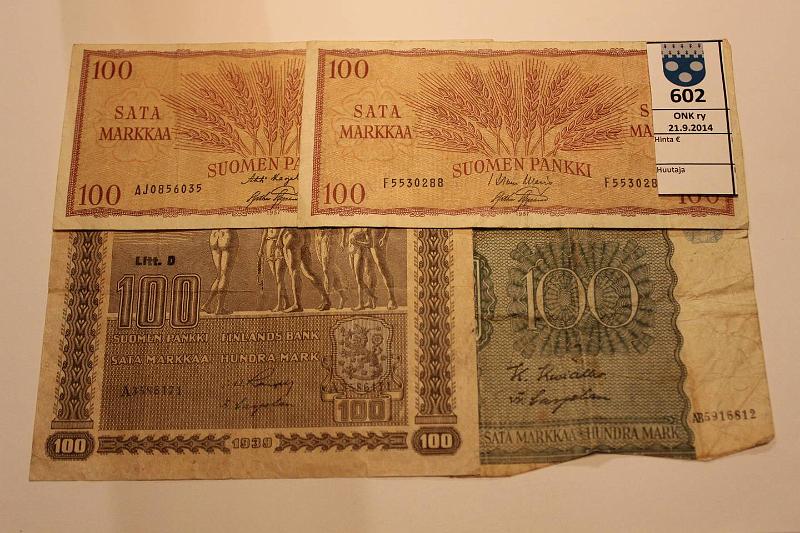 k-0602-a.jpg - Kohde 602, l�ht�hinta: 5 &euro; / myyntihinta: 15 &euro; 100 mk 1939-57 (4) 100mk 1939 LD RAN-Car vl II (prep, kl4); 1945 LB risa; 1957 sarjat F ja AJ (kl 4), kunto: 0-4