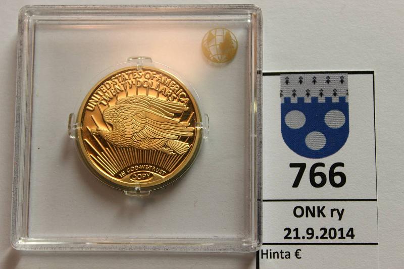 k-0766-a.jpg - Kohde 766, lhthinta: 30 € Muistomitali Ag, Proof 10g/999. Hopeinen kullattu muistomitali uniikista Double Eagle 1933 kultarahasta. Monetan todistus, kunto: 10