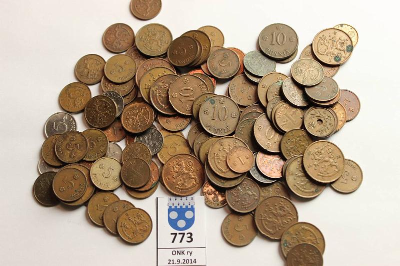 k-0773-a.jpg - Kohde 773, lhthinta: 5 € / myyntihinta: 8 € Suomi n. 340g Itsenisyyden aika 1p-5mk, kunto: 3-7