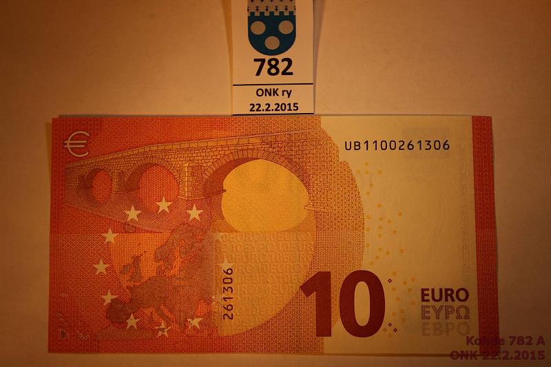 k-0782-a.jpg - Kohde 782, lhthinta: 16 € / myyntihinta: 16 € Ranska 2/3/U4 UB1100261306 Dra U004 C2, kunto: 9