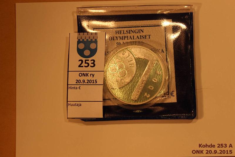 k-0253-a.jpg - Kohde 253, l�ht�hinta: 15 &euro; / myyntihinta: 16 &euro; 10 2002 Ag, Proof, Helsingin Olympialaiset, kapseli, tod:ssa km, muovikotelo, kunto: 10