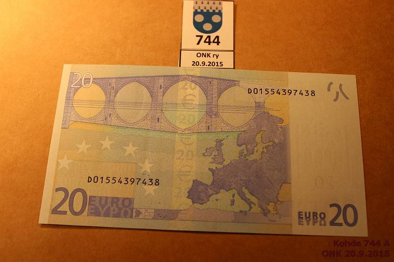 k-0744-a.jpg - Kohde 744, l�ht�hinta: 45 &euro; / myyntihinta: 60 &euro; Eesti 3/3/D/R31 D01554397438 Dra R031 G5, harvinaisempi laatta, kunto: 9
