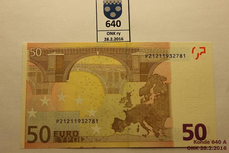 k-0640-a.jpg - Kohde 640, l�ht�hinta: 60 &euro; Hollanti 4/2/P/G26 P21211932781 Tri G026 D3, kunto: 9