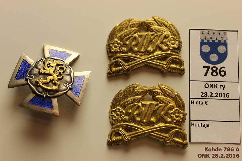 k-0786-a.jpg - Kohde 786, lhthinta: 5 € / myyntihinta: 9 € RUK-risti Risti (Veljekset Sundqvist) ja olkapoletit, kunto: 6