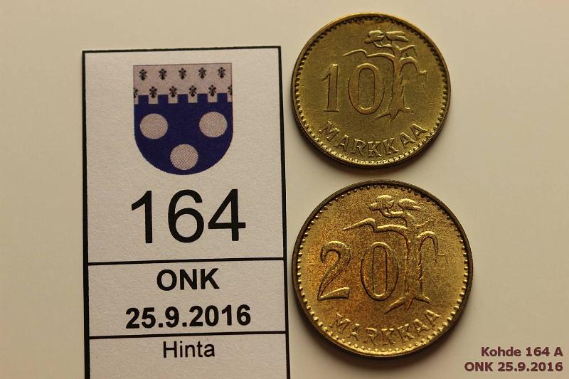 k-0164-a.jpg - Kohde 164 (kuva 1/2), lhthinta: 15 € / myyntihinta: 15 € 20 mk 1952 20+10 mk Leimakiiltoa, matala lynti, 10mk eprv, kunto: 7