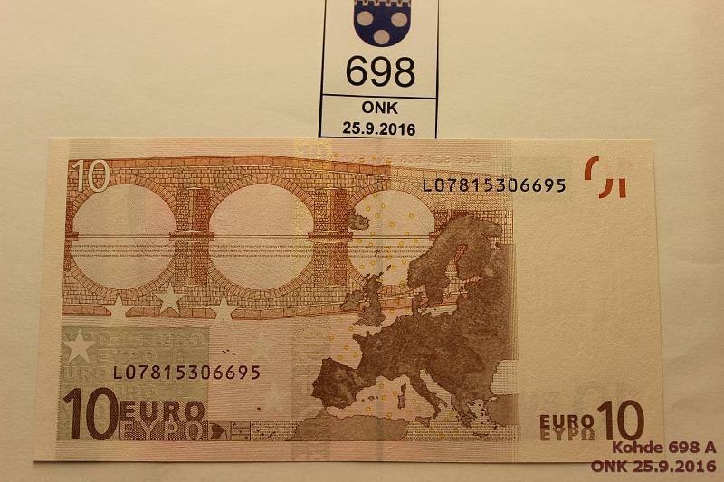 k-0698-a.jpg - Kohde 698, lhthinta: 16 € / myyntihinta: 21 € Suomi 2/1/L/D1 L07815306695 Dui D001 G3, kunto: 9