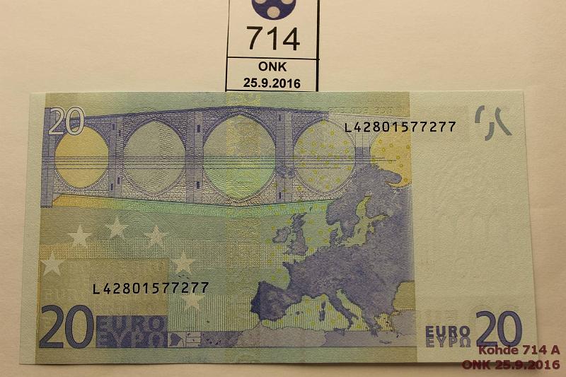 k-0714-a.jpg - Kohde 714, l�ht�hinta: 30 &euro; / myyntihinta: 30 &euro; Suomi 3/3/L/R26 L42801577277 Dra R026 F2, kunto: 9