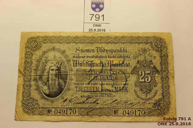 k-0791-a.jpg - Kohde 791, lhthinta: 1350 € 25 mk 1882 SYP SNY 209 049170, keskireik, reunarosoa, tahroja. 51 tunnetaan!, kunto: 3