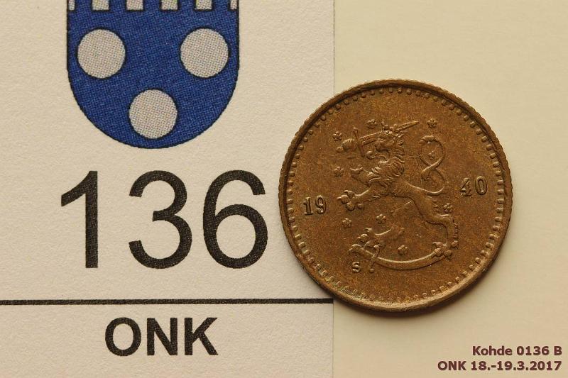 k-0136-b.jpg - Kohde 136 (kuva 2/2), lhthinta: 5 € 25 p 1940 Cu, vaikein vuosi, leimakiiltoa, kunto: 8