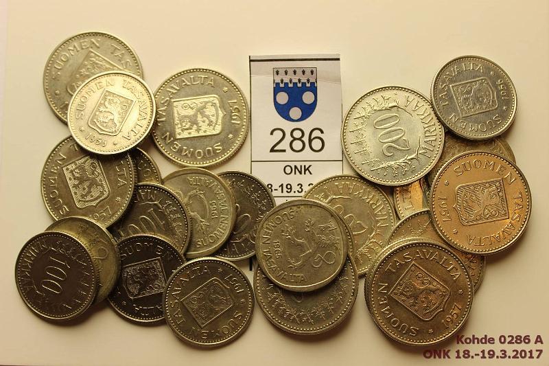 k-0286-a.jpg - Kohde 286, lhthinta: 45 € / myyntihinta: 54 € 1 - 200 mk 1956-65 (24) Ag, 1mk 1964-65(4); 100mk 1956-57(8); 200mk 1956-58h(12), kunto: 4-8