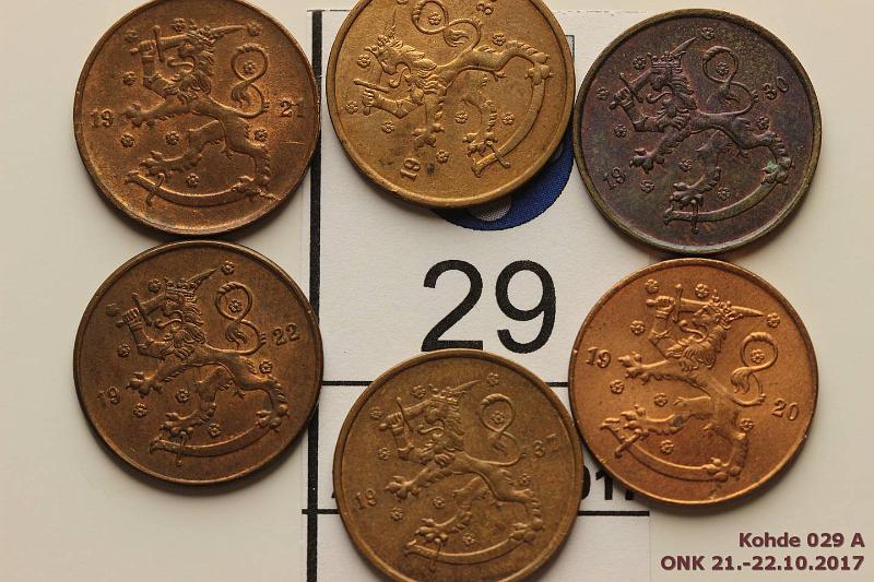 k-0029-a.jpg - Kohde 29, l�ht�hinta: 5 &euro; / myyntihinta: 5 &euro; 5 p 1920-38 (6) 1920 (loistelias kl9), -21, -22, -30(tumma kl6), -37, -38. Monissa leimakiiltoa, kunto: 6-8