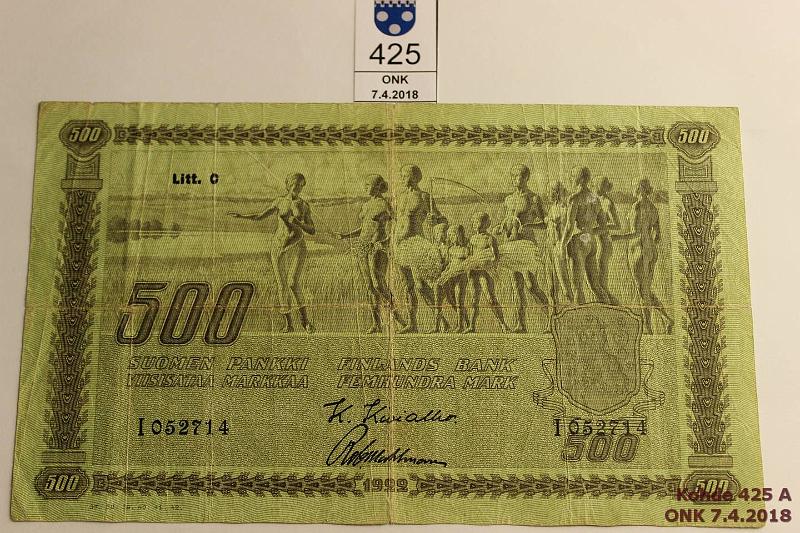 k-0425-a.jpg - Kohde 425, lhthinta: 80 € 500 mk 1922 LC III SNY 189.6 I052714 KIV-Wah, oikealla reunarosoa, kunto: 2