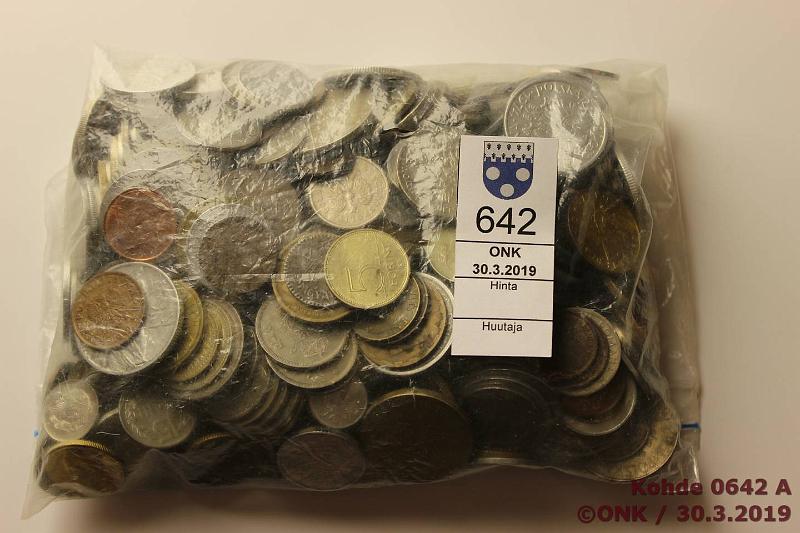 k-0642-a.jpg - Kohde 642, l�ht�hinta: 5 &euro; / myyntihinta: 11 &euro; Muu maailma I 1kg 1900-l, kunto: vk