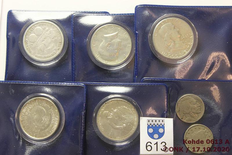 k-0613-a.jpg - Kohde 613, lhthinta: 20 € / myyntihinta: 20 € USA 5 c -  $ (7) 1893-1982 Ag, $ 1893 Colombian expo, 1936, 1952 Carver, 1964 Kennedy, 1982 Washington. Kapselit ja kotelo. 5c CuNi 1897 ja 1936., kunto: 3-9