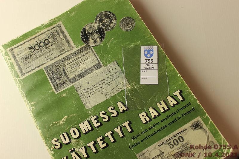 k-0755-a.jpg - Kohde 755, l�ht�hinta: 5 &euro; / myyntihinta: 23 &euro; Erkki Borg 1976 Suomessa k�ytetyt rahat, rep�, tahroja. Pehme�t kannet, kunto: 4