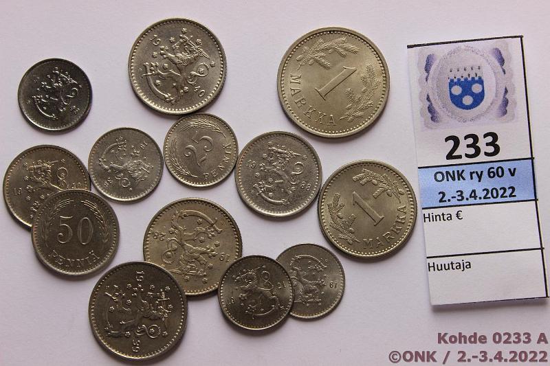k-0233-a.jpg - Kohde 233, lhthinta: 8 € / myyntihinta: 12 € 25 p - 1 mk 1921-43 (13) 25p 1921, -35, -36, -38, -43Fe; 50p -37, -38, -40CuNi; 1mk -21, -28, -29, -39, -40CuNi, hyvkuntoinen er, kunto: 6-9