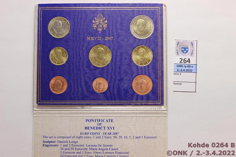 k-0264-b.jpg - Kohde 264 (kuva 2/2), lhthinta: 70 € / myyntihinta: 70 € 2007 Vatikaani, Benedetto XVI, pahvikulmissa kulumia, kunto: 9