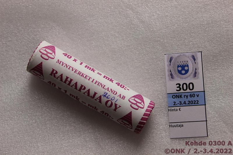 k-0300-a.jpg - Kohde 300, lhthinta: 20 € / myyntihinta: 28 € 1 mk 2001 Rp rulla, kunto: 9