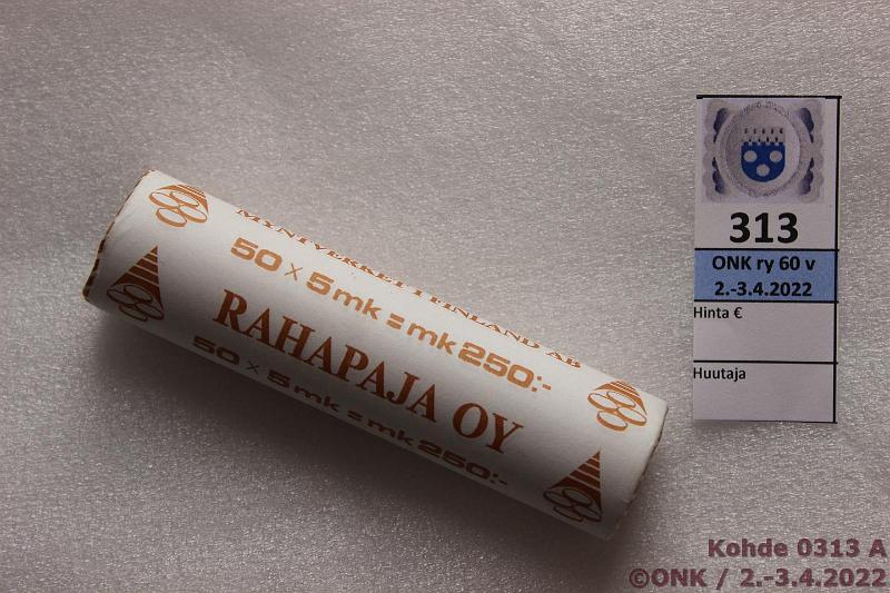 k-0313-a.jpg - Kohde 313, lhthinta: 40 € / myyntihinta: 52 € 5 mk 1999 Rp rulla, kunto: 9