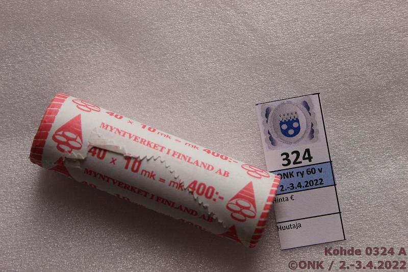 k-0324-a.jpg - Kohde 324, lhthinta: 45 € / myyntihinta: 45 € 10 mk 2001 Rp rulla, km 2001, kunto: 9