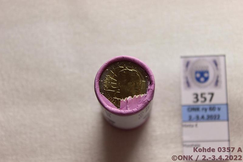 k-0357-a.jpg - Kohde 357 (kuva 1/2), lhthinta: 60 € / myyntihinta: 64 € 2 € erikoislynti 2020 Suomi, Vin Linna, kunto: 9