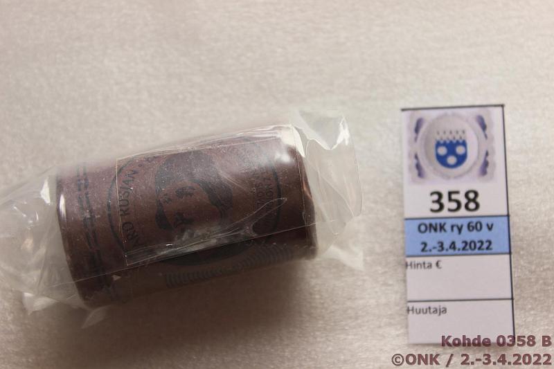 k-0358-b.jpg - Kohde 358 (kuva 2/2), lhthinta: 70 € / myyntihinta: 70 € 3 € 2009 Slovenia, 20kpl rullassa, Lentj, kunto: 9