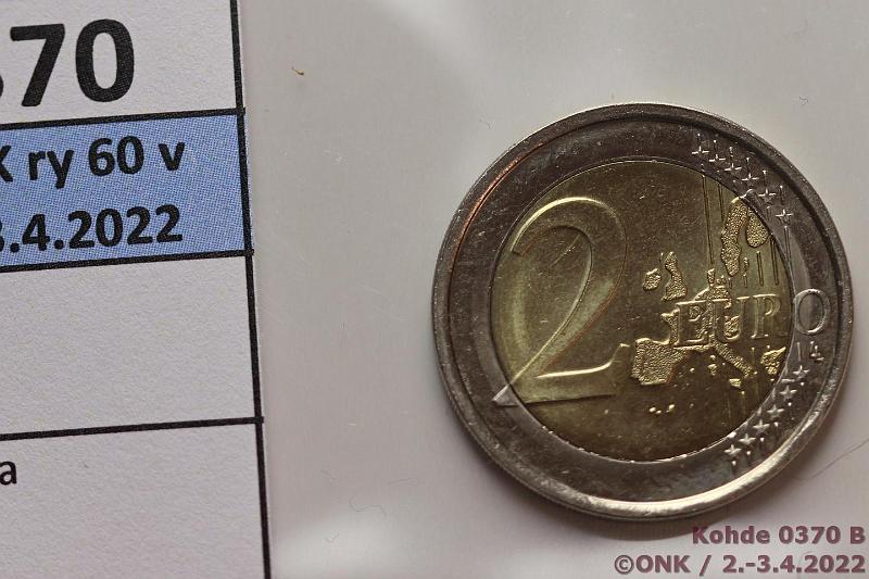 k-0370-b.jpg - Kohde 370 (kuva 2/2), lhthinta: 5 € / myyntihinta: 5 € 2 € 2002 Rullasta, sormenjlke, vaikea vuosi, kunto: 9