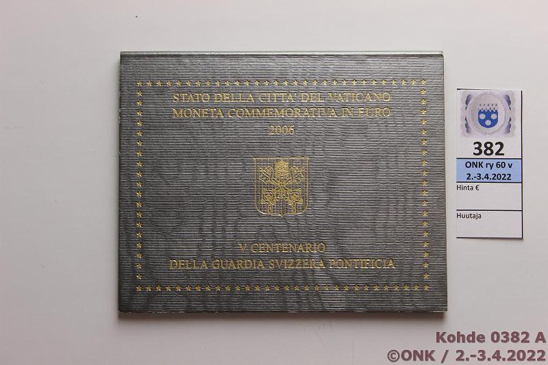 k-0382-a.jpg - Kohde 382 (kuva 1/2), lhthinta: 90 € / myyntihinta: 140 € 2 € erikoislynti 2006 Vatikaani, 500 v Sveitsiliskaartin prustamisesta, kansio, kunto: 9