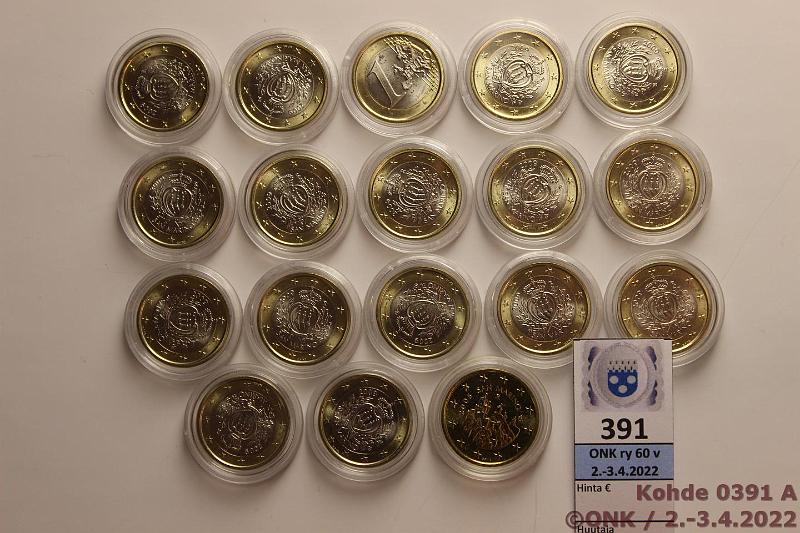 k-0391-a.jpg - Kohde 391, lhthinta: 20 € / myyntihinta: 20 € 50 snt + 1 € 2008, -09 (18) San Marino 50 snt 2008, 1 € 2009(17), kapselit, kunto: 9