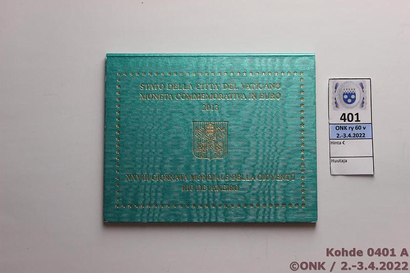 k-0401-a.jpg - Kohde 401 (kuva 1/2), lhthinta: 15 € / myyntihinta: 15 € 2 € erikoislynti 2013 Vatikaani, 28. maailman nuorten piv Riossa, kansio, kunto: 9