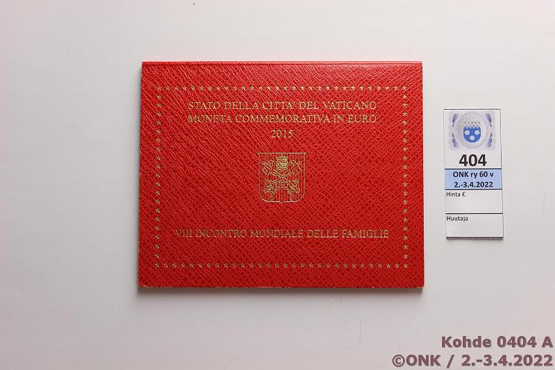 k-0404-a.jpg - Kohde 404 (kuva 1/2), lhthinta: 15 € / myyntihinta: 15 € 2 € erikoislynti 2015 Vatikaani, 8. maailman perhetapaaminen Philadelphiassa, kansio, kunto: 9