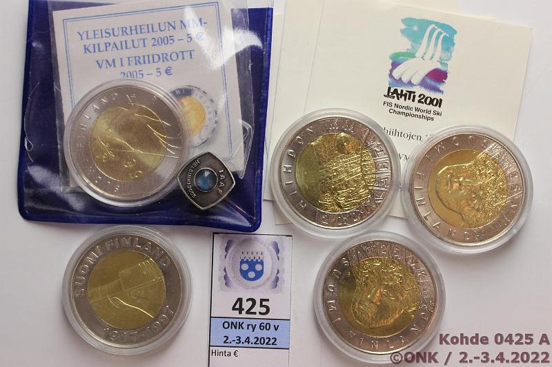 k-0425-a.jpg - Kohde 425, lhthinta: 25 € / myyntihinta: 32 € 25 mk + 5 € 1997-2007 (5) Bimet, 25mk 1997 itsenisyys, 2001 Hemohes, tod (3); 5€ -05 MM, josta mukana mys pinssi, kunto: 9