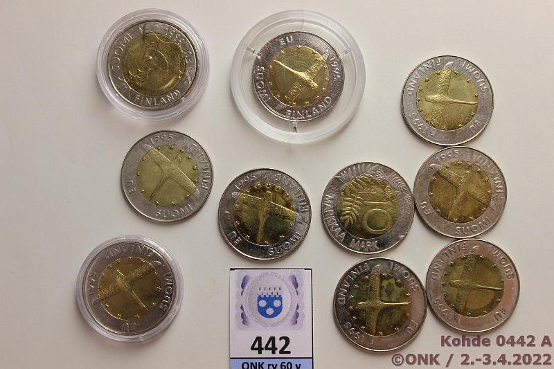 k-0442-a.jpg - Kohde 442, lhthinta: 10 € / myyntihinta: 13 € 10 mk 1995, -99 (9+1) Bimet, joutsen + liekinpuhaltaja, osassa patinaa, 3 x kapseloitu, kunto: 8-9