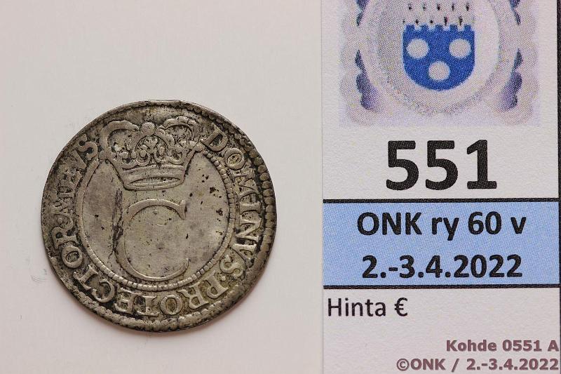 k-0551-a.jpg - Kohde 551 (kuva 1/2), lähtöhinta: 15 € / myyntihinta: 34 € 4 öre 1671 SM#194 Ag, Kaarle XI, kunto: 4