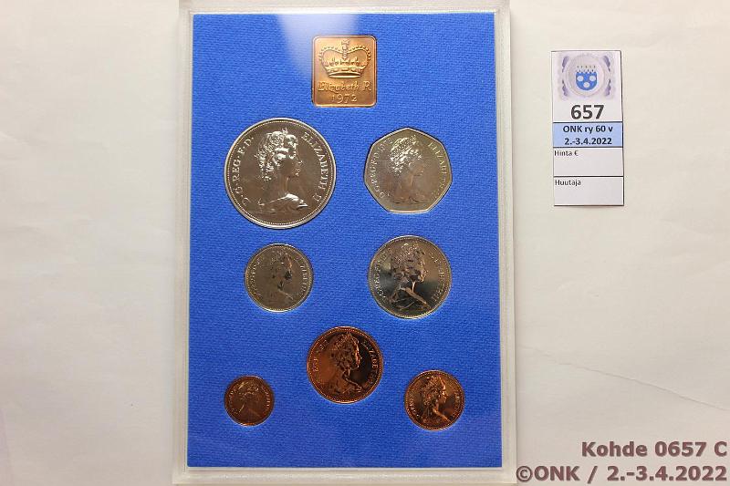 k-0657-c.jpg - Kohde 657 (kuva 3/3), lhthinta: 10 € / myyntihinta: 13 € UK  - 50 p (6) 1972 Rahasarja, Elisabeth II, hopeaht. Jetoni, kasetti ja pahvikuori, kunto: 9-10