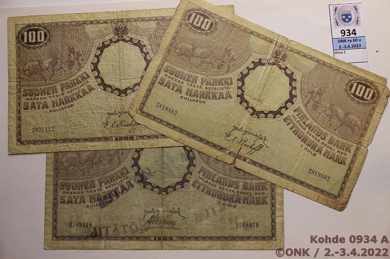 k-0934-a.jpg - Kohde 934, lhthinta: 30 € / myyntihinta: 30 € 100 mk 1909 KV (3) SNY 176.4 2?68479 JR-Ml (toinen numero muutettu, MITTN-leima), 2819882 JR-The, 2907112 JR-The, kunto: 2-3