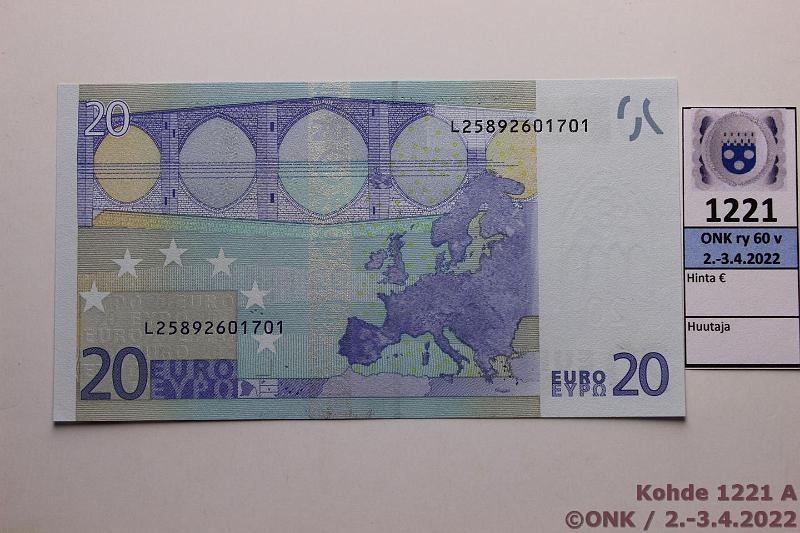 k-1221-a.jpg - Kohde 1221, lhthinta: 26 € / myyntihinta: 26 € Suomi 3/2/L/E3 L25892601701 Tri E003 D3, kunto: 9