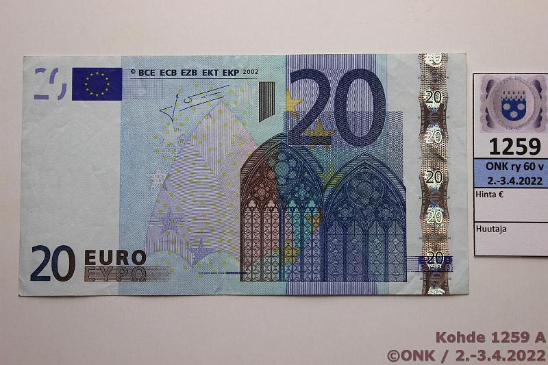 k-1259-a.jpg - Kohde 1259 (kuva 1/2), lhthinta: 35 € / myyntihinta: 35 € Slovakia 3/2/E/G10 E03133849827 Tri G010 C5, vaikea laatta, kunto: 4