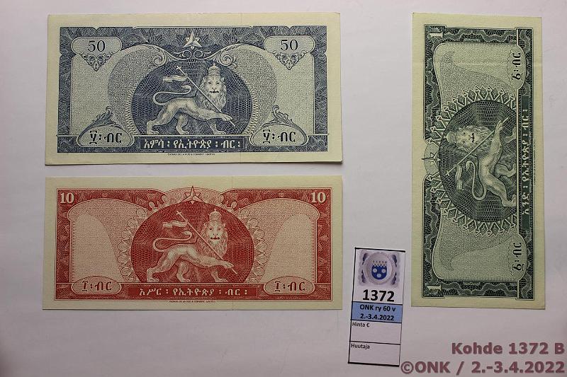 k-1372-b.jpg - Kohde 1372 (kuva 2/2), lhthinta: 115 € / myyntihinta: 125 € Etiopia 1 - 50 dollars (birr) (3) ND(1966) P#25, 27, 28 1, 10 ja 50d, kunto: 7-9