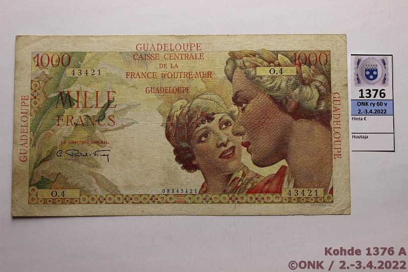 k-1376-a.jpg - Kohde 1376 (kuva 1/2), lhthinta: 115 € / myyntihinta: 115 € Guadeloupe 1000 fr ND P#37a 43421, niitinreit, prep, likaa, kunto: 4
