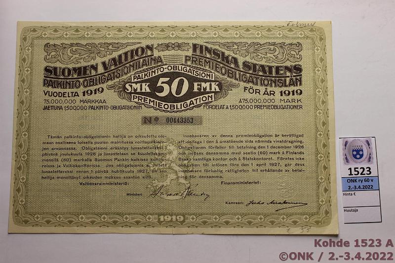k-1523-a.jpg - Kohde 1523 (kuva 1/2), lhthinta: 15 € / myyntihinta: 15 € 50 - 200 mk (3) 1919-35 Palkinto-oblikaatio 50mk 1919 repem; 200mk 1934; 200mk 1935 kaikissa kmj, kunto: 5-7