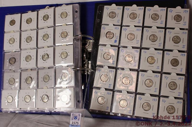 k-1575-b.jpg - Kohde 1575 (kuva 2/2), lhthinta: 60 € / myyntihinta: 96 € Suomi-kansio 25 p - 200 mk 1911-57 (136) 25p Ag 1915(2), -16(4), -17I(2), -17II(15); 50p Ag 1911(2), -14(11), -15(15), -16(19), -17II(44); 25p CuNi 1935, -36, -38(3), -40(2), -43Fe; 50p CuNi 1938, -40(4); 1mk CuNi 1940(8); 200mk 1957 Ag (kl 5). Kehyksiss kansiossa. Hyvkuntoinen er, lhes kaikki leimakiiltoisia ja suuri osa loisteliaita!, kunto: 6-9