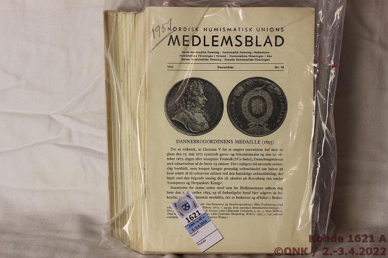 k-1621-a.jpg - Kohde 1621, lhthinta: 5 € / myyntihinta: 5 € NNUM 1951-55 Vsk, puuttuu nro 10/1955, kunto: Siistej