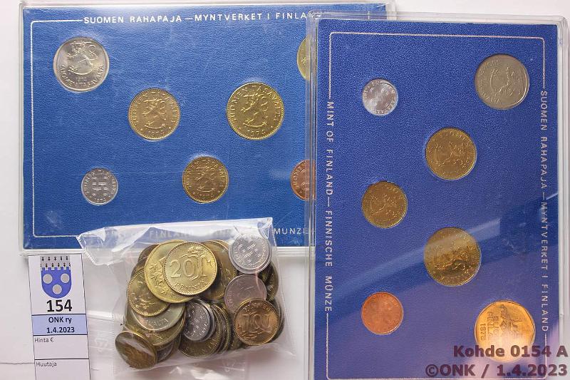 k-0154-a.jpg - Kohde 154, l�ht�hinta: 10 &euro; / myyntihinta: 15 &euro; Markka 1974-83 (8) -74 ja -75 muovikotelossa. Irtosarjat -77, -78, -79, -80, -81(puuttuu 5mk), -83K. Leimakiilto., kunto: 9