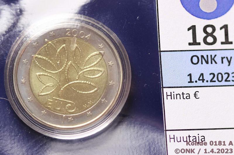 k-0181-a.jpg - Kohde 181, l�ht�hinta: 25 &euro; / myyntihinta: 27 &euro; 2 &euro; 2004 Risuraha Monetan kapselissa, kunto: 9