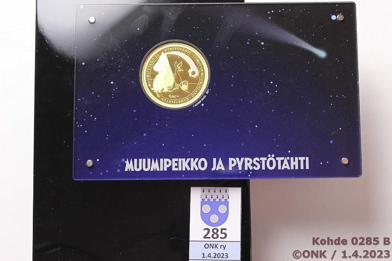 k-0285-b.jpg - Kohde 285 (kuva 2/3), l�ht�hinta: 680 &euro; / myyntihinta: 820 &euro; Niue 50 $ 2022 Au, Proof, 15,55g/999. Muumipeikko ja pyrst�t�hti, kotelo, kunto: 10