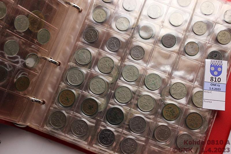k-0810-a.jpg - Kohde 810 (kuva 1/3), l�ht�hinta: 25 &euro; / myyntihinta: 32 &euro; Suomikansio (322) 1918-72 1p 1963-71(9); 5p 1918-71(41); 10p 1919-71(57); 20p 1963-71(9); 25p 1921-45(39); 50p 1921-71(51); 1mk 1921-71(59, sis 8 x Ag-markkaa); 5mk 1930-61(20), -72; 10mk 1929-62(19); 20mk 1934-62(17). Liuskalehtikansio, suurin osa erilaisia, monissa kansiohometta, kunto: 2-7